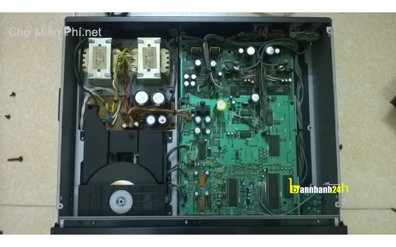 Đầu cd SONY - 338ESD