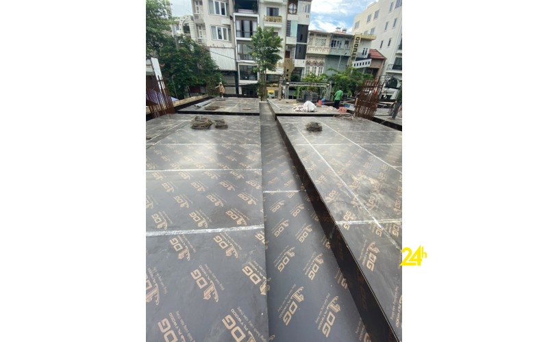 Ván ép phủ phim giá rẻ 240k tại Hà Tĩnh