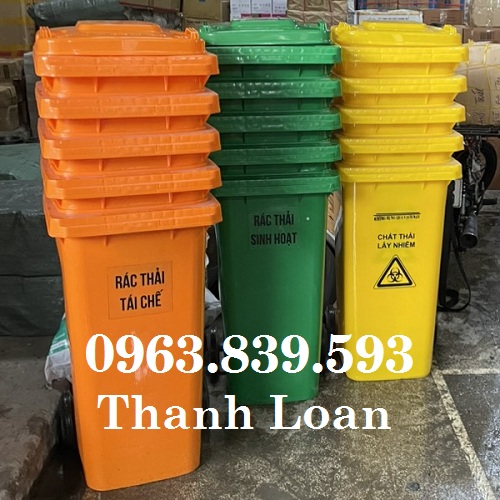 Giá thùng rác nhựa 120L rẻ. Lh 0963.839.593 Thanh Loan