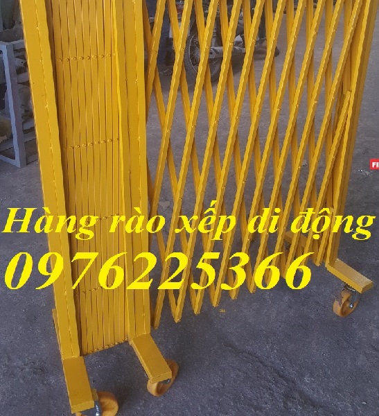 Hàng rào xếp sắt kéo tay chữ T
