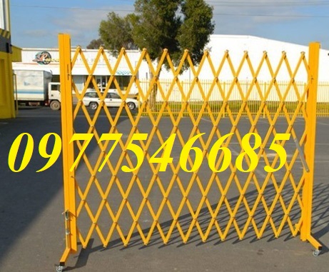 Hàng rào xếp chữ T - Hàng rào xếp kéo tay di động 