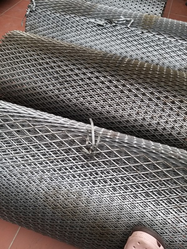 Lưới mắt cáo 20x40 dầy 2ly hàng sẵn kho