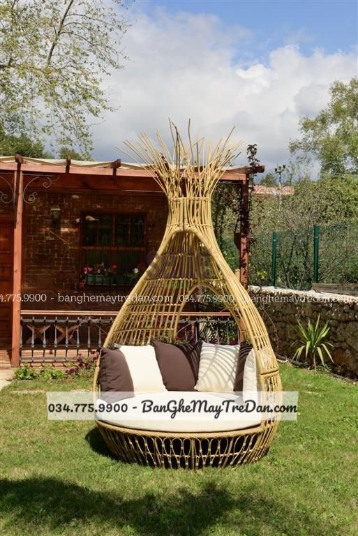 Ghế tổ chim trang trí sân vườn
