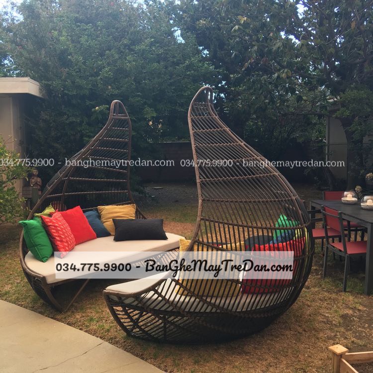 Ghế tổ chim trang trí sân vườn