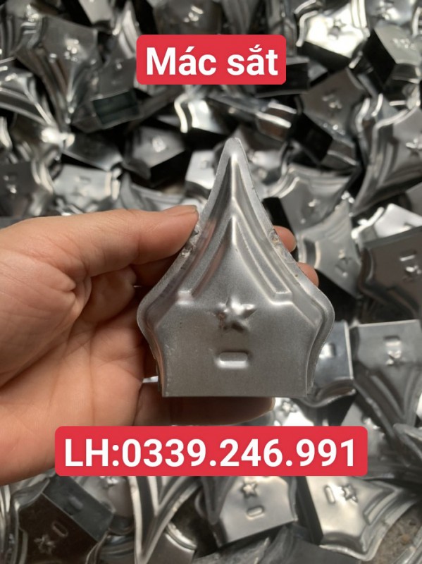 Nắp chụp hàng rào sắt hộp, chông nhọn hàng rào giá tốt