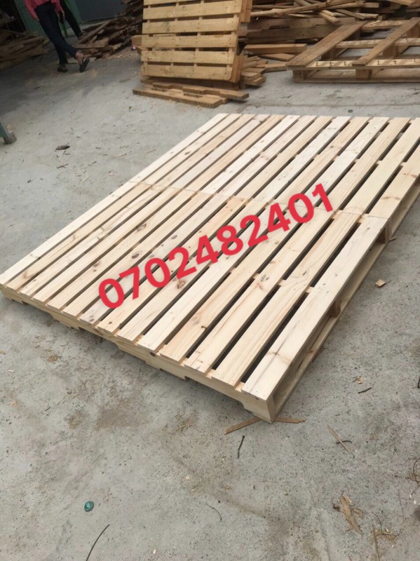 Nhận đóng giường  pallet giá rẻ tại đà nẵng 