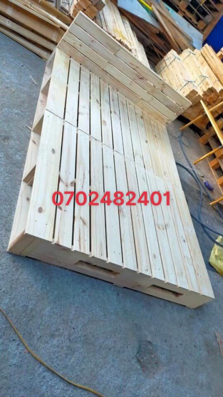 Nhận đóng giường  pallet giá rẻ tại đà nẵng 