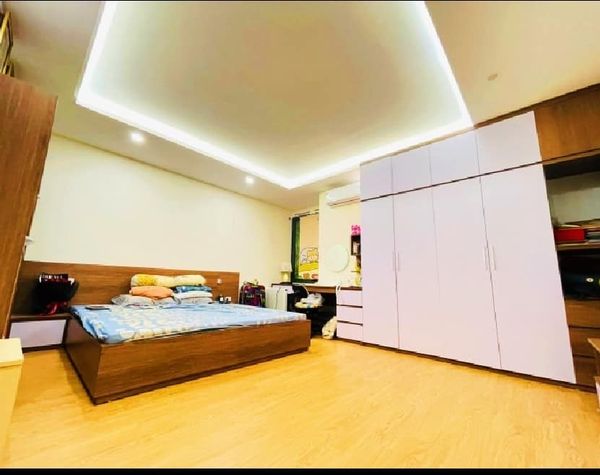 ĐỈNH VÀ HIẾM.. CHUNG CƯ TRUNG VĂN  20tr/m - 3PN fULL NỘI THẤT