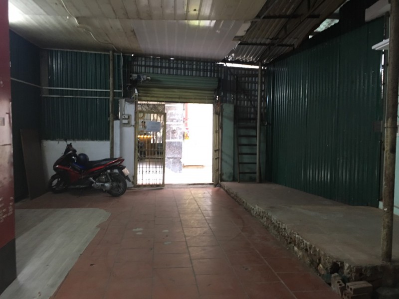 Cho thuê kho xưởng số 63 ngõ 100 Nguyễn Chí Thanh, thông với 157 Pháo Đài Láng, ô tô cách 20m.