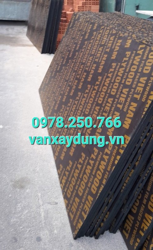 GIÁ VÁN PHỦ PHIM, VÁN CỐP PHA MỚI NHẤT 2024