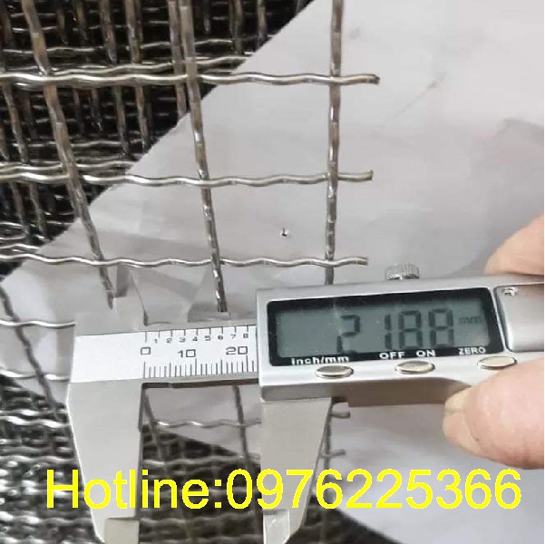 Lưới đan inox 304 mắt 2cm khổ 1m x 30m