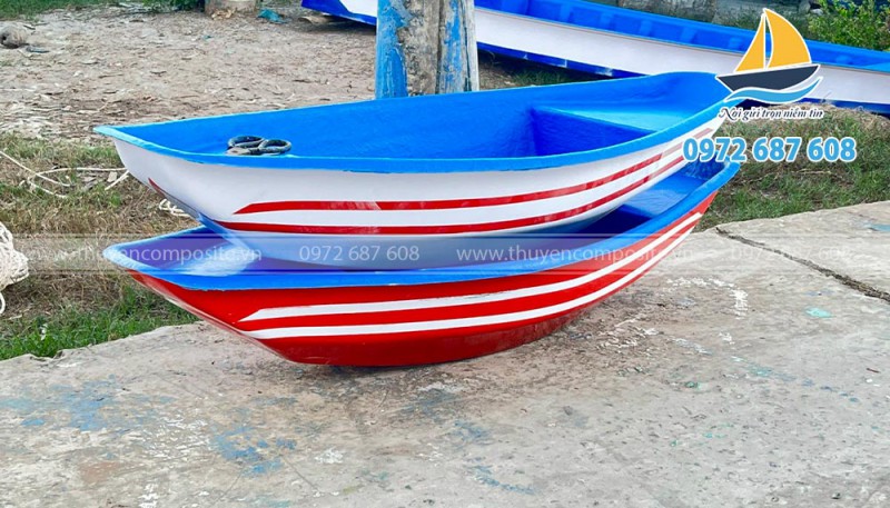 Thuyền composie mini, xuồng nhựa mini, xuồng ướp bia, trưng bày hoa quả 