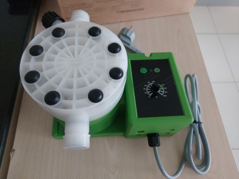 Bơm định lượng EMEC TCO 0150 K/FP đầu bơm PVDF lưu lượng 50 L/h áp 1 bar