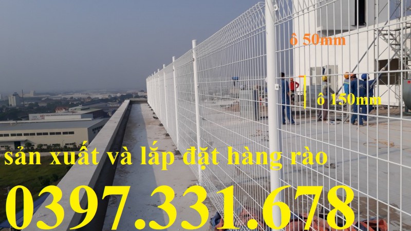 Hàng rào thép phi 5 ô 50x100 gập 2 đầu tam giác