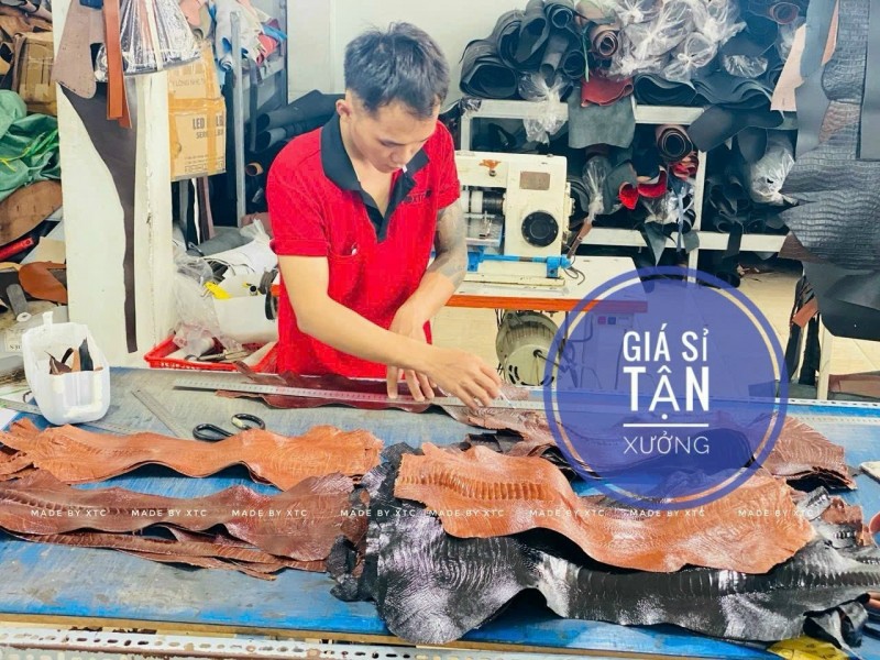 Sản xuất giày dép da bò thật, giá tận xưởng,đa dạng mẫu.