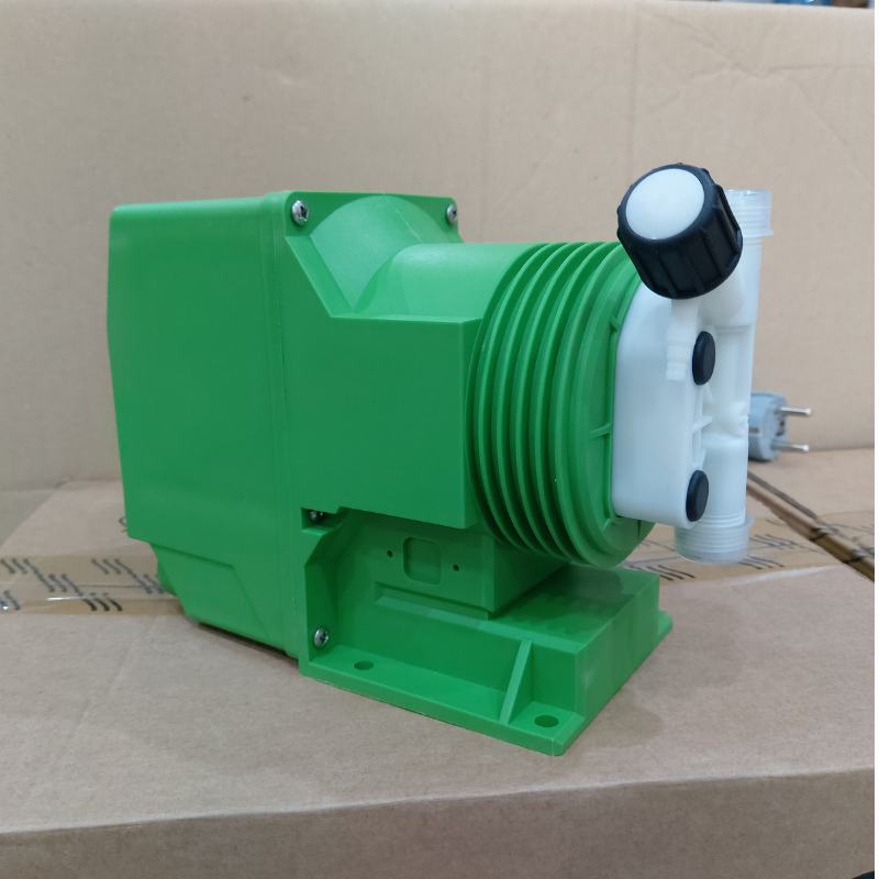 Bơm định lượng EMEC HTA 1005, lưu lượng 5 L/h, Áp suất làm việc 10 bar,