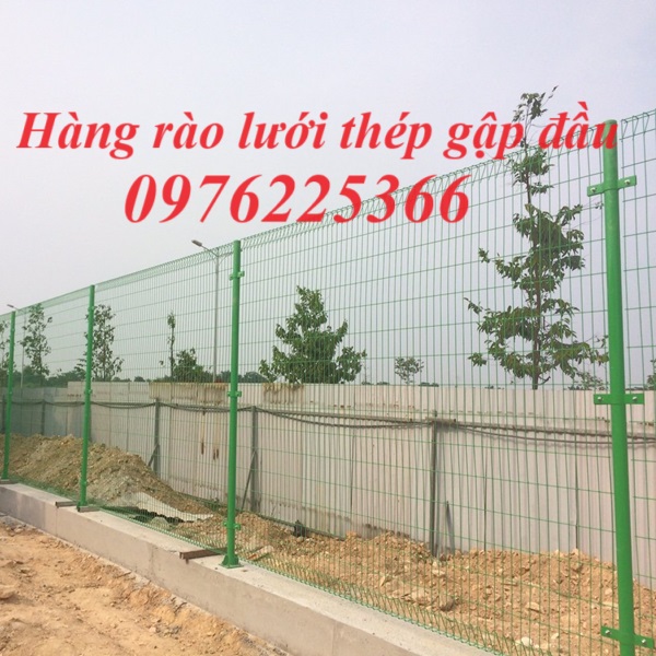 Hàng rào lưới gập hai đầu tam giác 