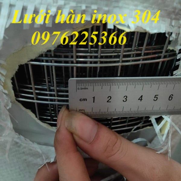 Kho hàng phân phối lưới inox 201, 304, 316 tại Hà Nội 