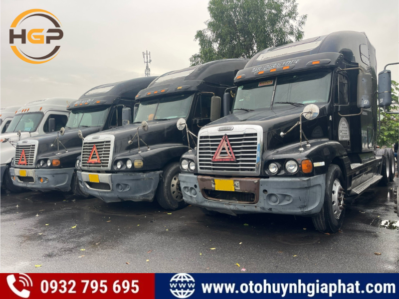 Xe đầu kéo mỹ FREIGHTLINER CENTURY 2009 cũ