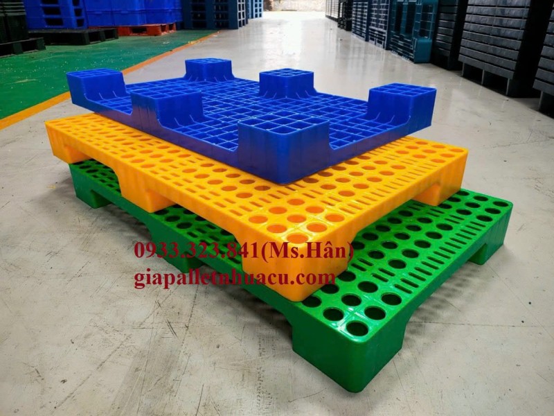 Những mẫu pallet nhựa chân cục rẻ-bền- đẹp 0933323841