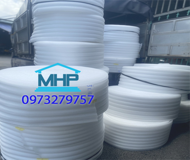 Mút Xốp Pe Foam quấn hàng, bọc hàng sản xuất tại TP.HCM, nhận giao hàng đi các Tỉnh