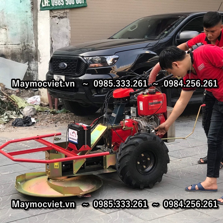 Máy cắt cỏ mâm xoay Kawasaki BM91 đề nổ