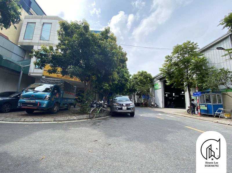 Đất đẹp phân lô vuông vắn oto tránh Vườn Hồ, Cự Khối gần chợ Xuân Đỗ ...