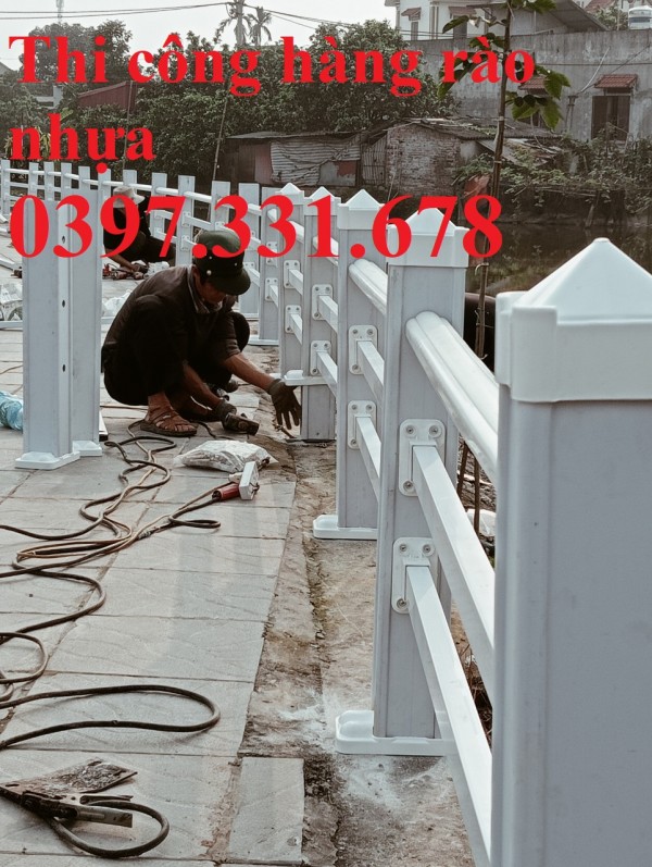 Sản xuất và thi công hàng rào nhựa PVC, Hàng rào khu vui chơi