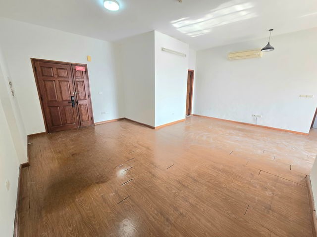 Bán chung cư Sakura Vũ Trọng Phụng, 120m2, căn góc 3 ngủ,2wc, nhà thô, giá 7,6 tỷ