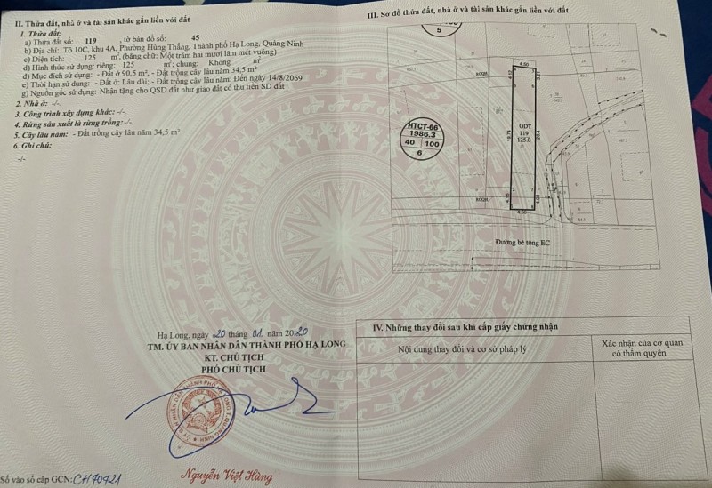 Cần bán lô đất hướng biển - hướng nam. Rẻ hơn đất dự án sát bên hàng trục gíá. Trên đất có nhà cấp