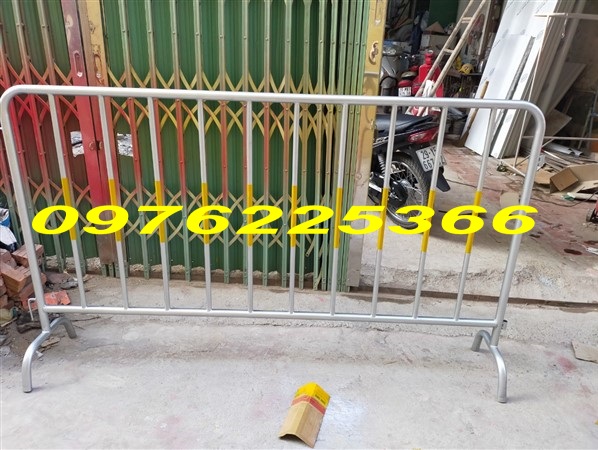 Báo giá hàng rào di động khổ 1m x 2m, 1.2m x 2m 