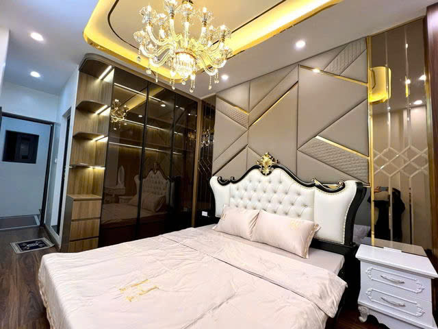 Bán Gấp Nhà Đội Cấn, Ba Đình 4 Tầng, Nội Thất Luxury, 25m Ra Phố, DT 28m2/MT 3m, 5.98 Tỷ