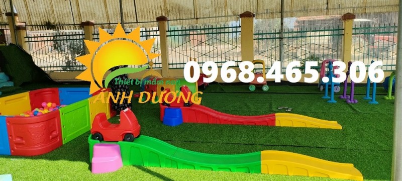 Bộ xe trượt dốc trẻ em hàng nhập khẩu