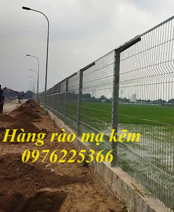 Lưới hàng rào mạ kẽm D4a50x200