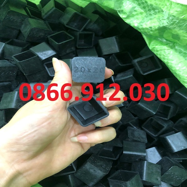 Nắp chụp nhựa vuông 20x20mm, nút nhựa bịt đầu sắt hộp