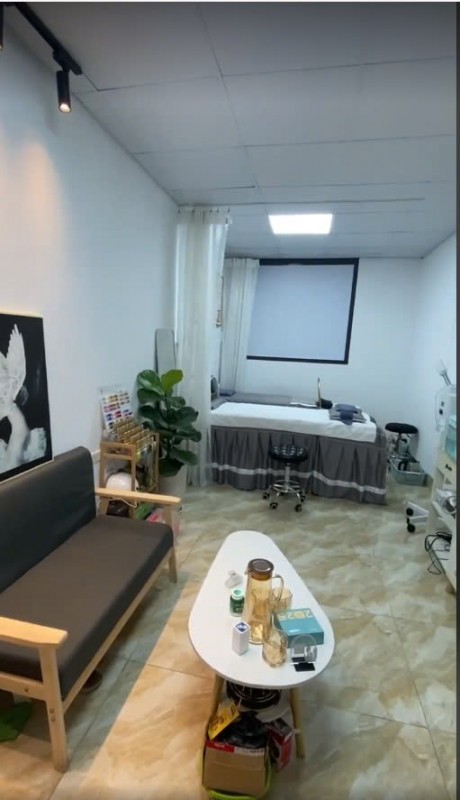 Sang nhượng nhanh Spa nhỏ xinh tại phố Hoa Lâm