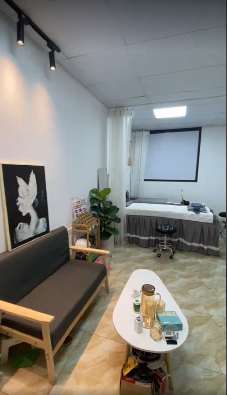 Sang nhượng nhanh Spa nhỏ xinh tại phố Hoa Lâm