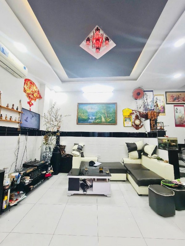 [Đầu tư đáng cân nhắc] BẤT ĐỘNG SẢN ĐẸP: NHÀ 4 TẦNG BTCT, 4 PHÒNG NGỦ, RỘNG 4M, HẺM 1/, 5 TỶ XX