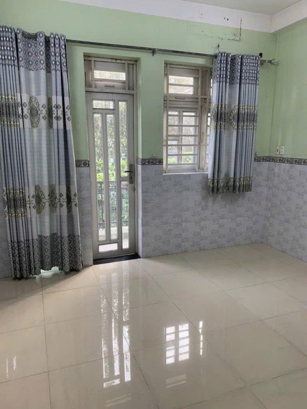 NHÀ ĐẸP - GIÁ TỐT - VỊ TRÍ THUẬN LỢI - CẦN CHO THUÊ CĂN NHÀ HẺM Ô TÔ tại Phạm Ngũ Lão