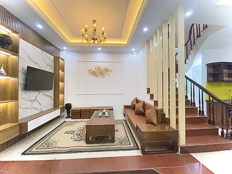 BÁN NHÀ HOÀNG CẦU-OTO TRÁNH-NỞ HẬU-GẦN CÔNG VIÊN-50m2X4T-14.X TỶ