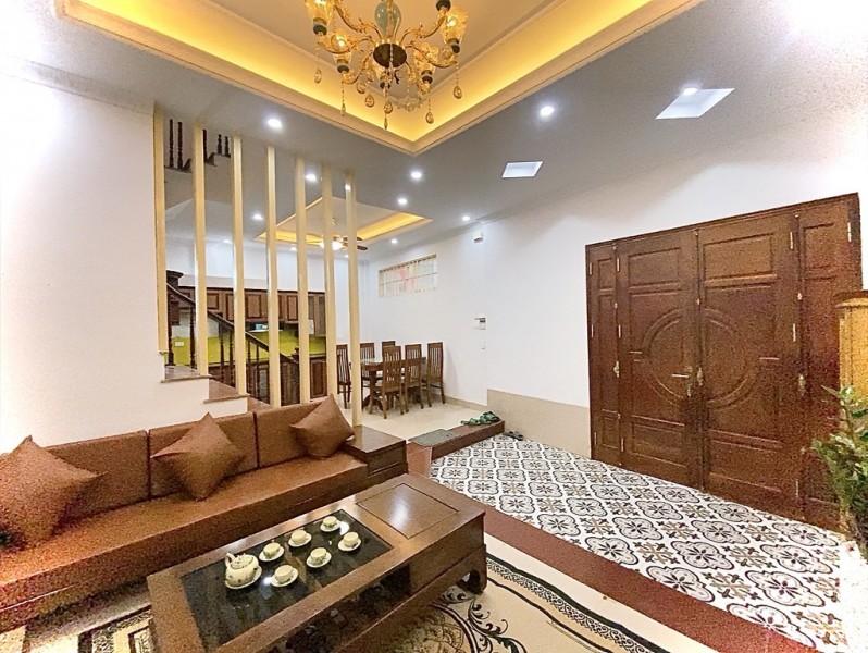 BÁN NHÀ HOÀNG CẦU-OTO TRÁNH-NỞ HẬU-GẦN CÔNG VIÊN-50m2X4T-14.X TỶ