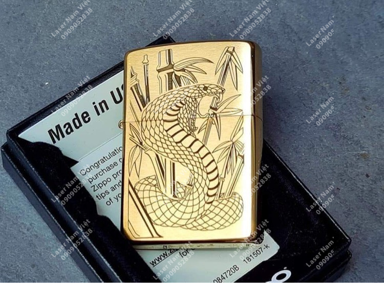 KHẮC LASER TRÊN ZIPPO THEO YÊU CẦU – CÁ NHÂN HÓA ĐỘC ĐÁO CHO BẬT LỬA CỦA BẠN