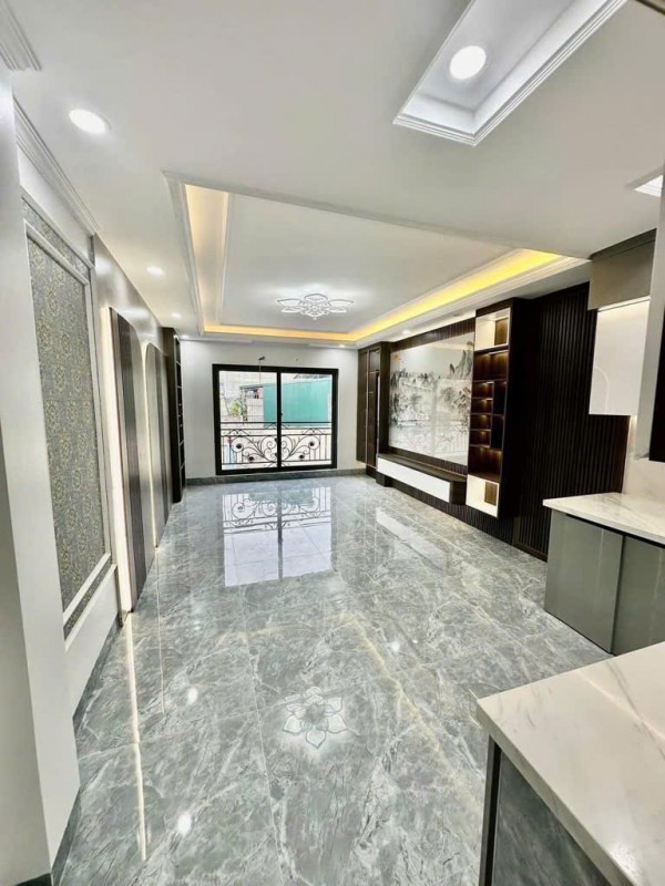 BÁN NHÀ 6 TẦNG, CÓ THANG MÁY TẠI TRẦN CUNG, CẦU GIẤY - GIÁ 7.68 TỶ