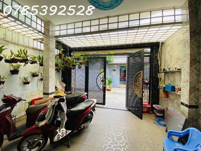 Nhà 100m2 - Tam Phú - Thủ Đức - NGANG 5M - HẺM XE HƠI QUAY ĐẦU