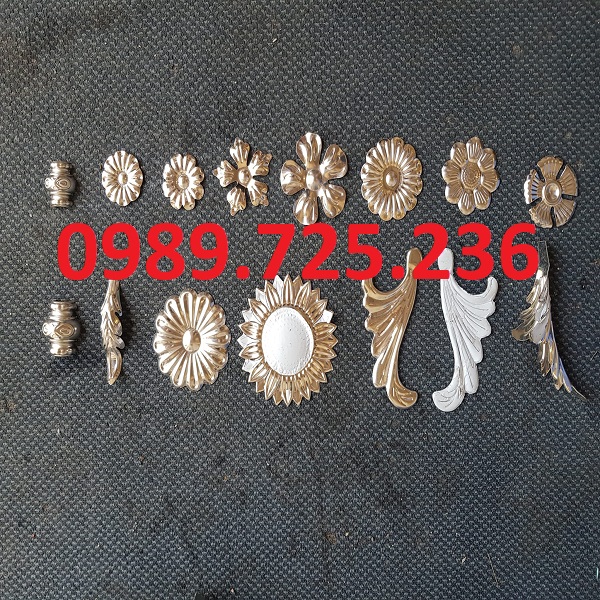 Giá phụ kiện hoa sắt cửa sổ hiện nay