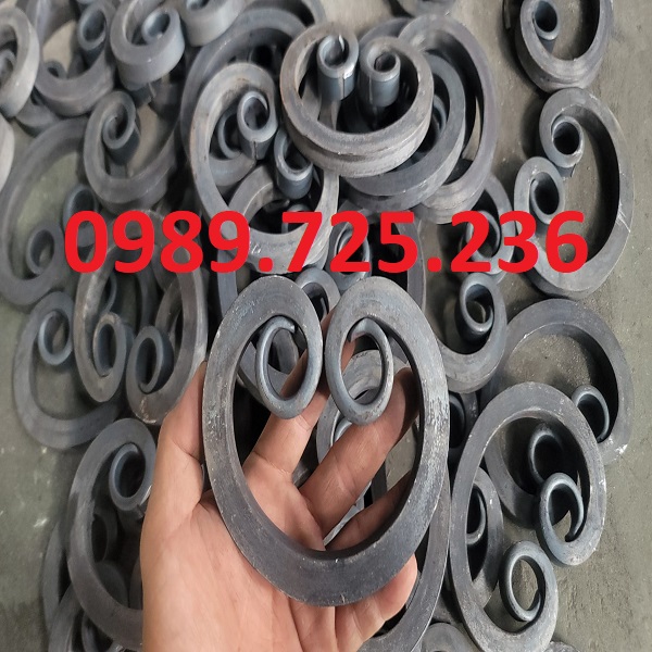 Vòng tròn trang trí sắt mỹ thuật, khoen tròn sắt