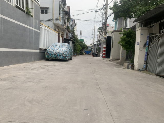 + Bán nhà cách hẻm xe hơi 30m2, ra đường trương thị hoa, nhà dây dựng mới ở ngay, chủ bán gấp, hẻm