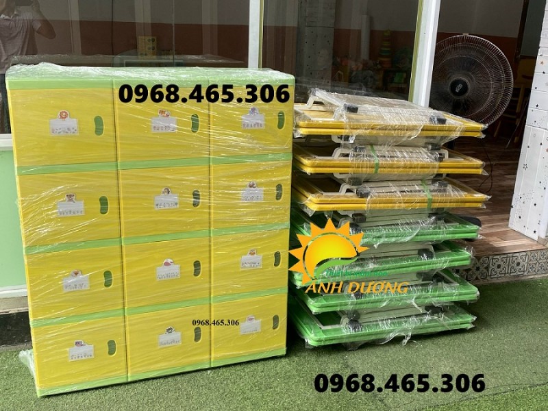 Tủ đựng nhựa đựng balo cặp sách, đồ dùng mầm non