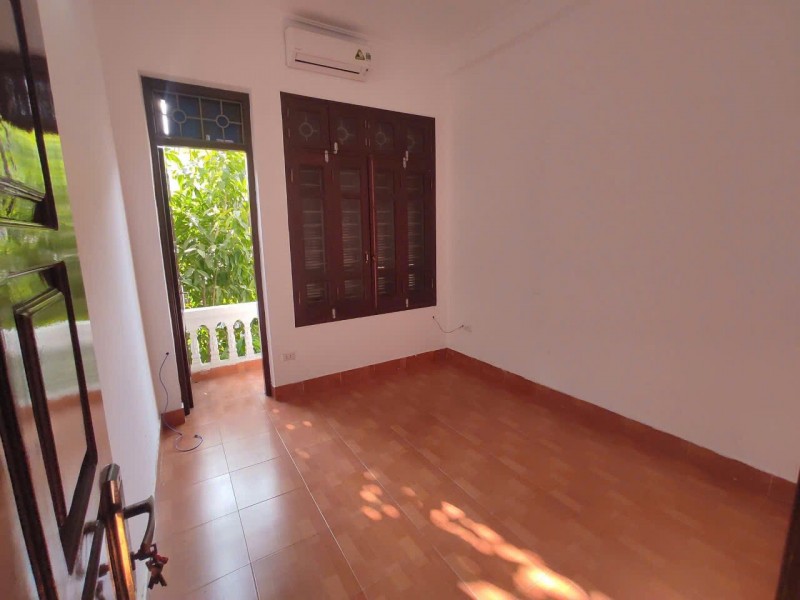 Cho thuê nhà Mặt Phố KD Cà phê, Spa, Salon...Nguyễn Bá Khoản, 4 tầng x 45m2, 5 PN, 25 Triệu