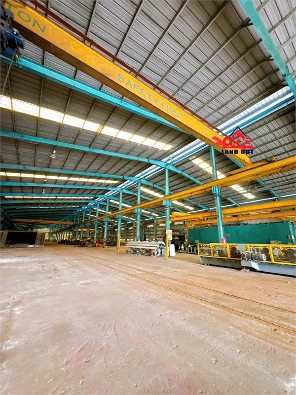 X035 Xưởng Chuyển nhượng đang SX CN nặng. CN phụ trợ. xưởng trống chuyển giao liền